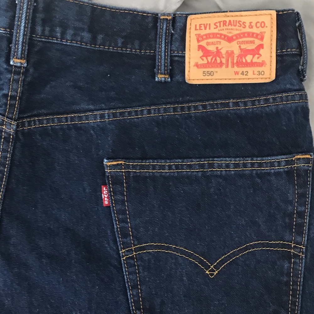 Levi's Men's Dark Blue Relaxed Jeans